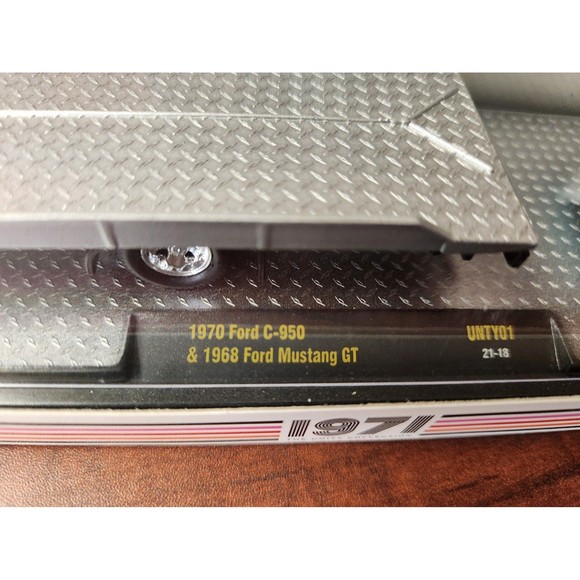 M2 Machines Ford Haulers Lot - Picture 3 of 3